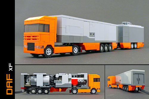 Camion DAF telecomandat de dimensiuni 4xMicroscale