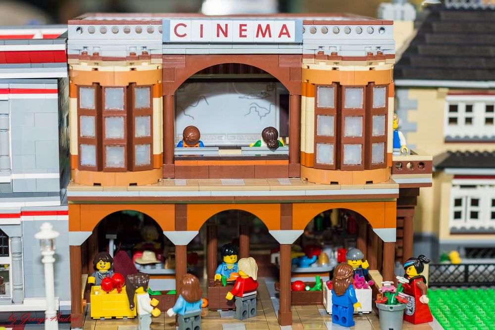 LEGO® MOC by Chyck: Cinematograful