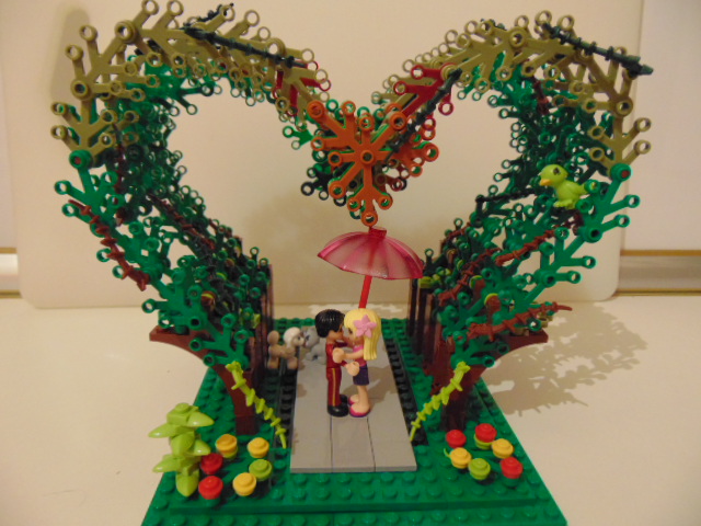 LEGO® MOC by Chyck: LOVE: Primul sarut